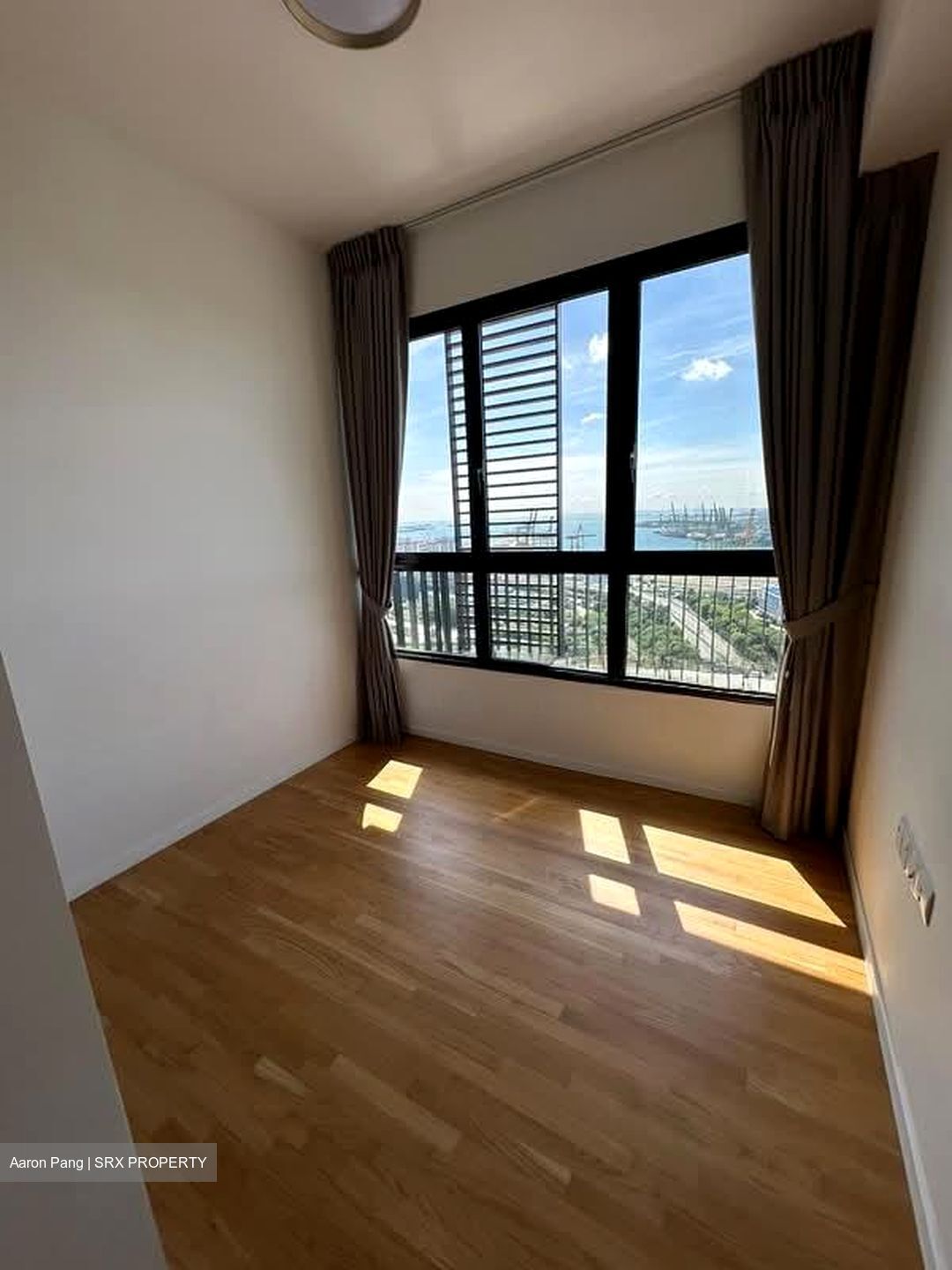 Avenue South Residence (D3), Apartment #560340181